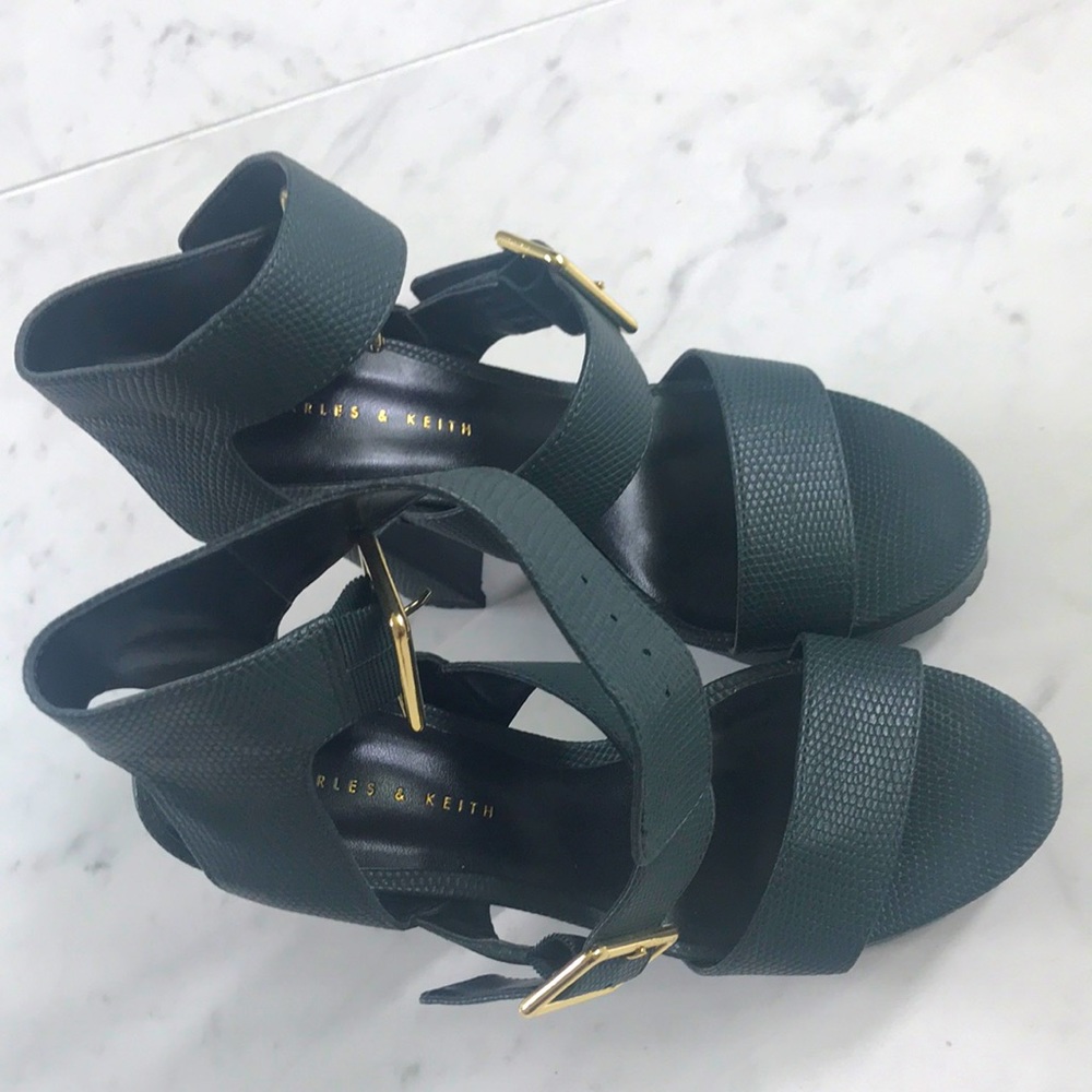 Platform double strap sandals